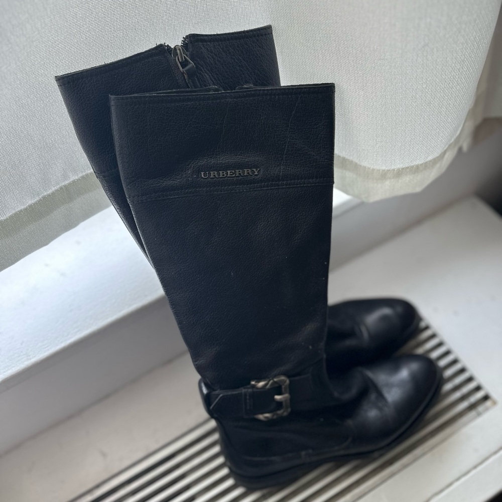 Burberry Black Boots - Picture 2 of 4